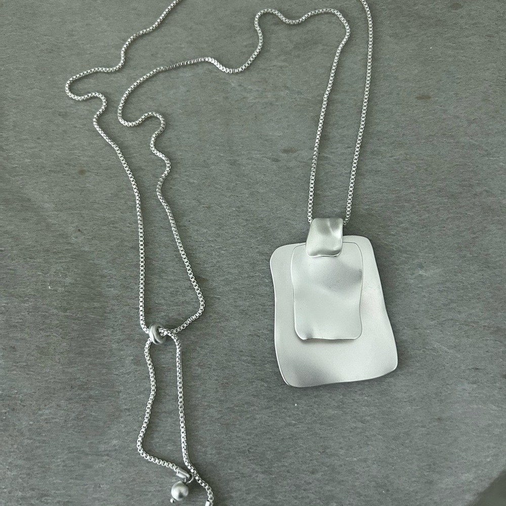 Minimalist Silver Layered Pendant Necklace - Women Jewelry